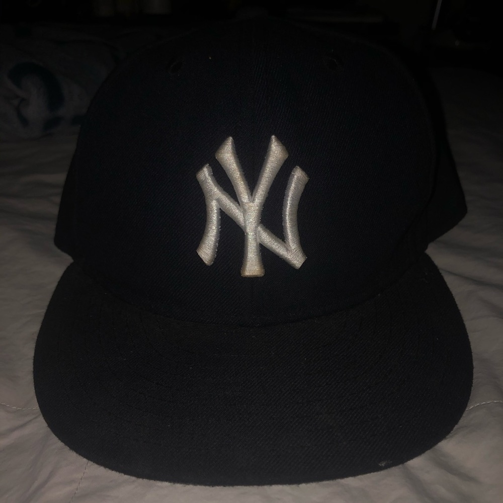 New York Yankees Cap Size 7 1/8